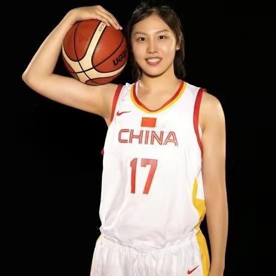 今夜在女子宿舍与你相遇