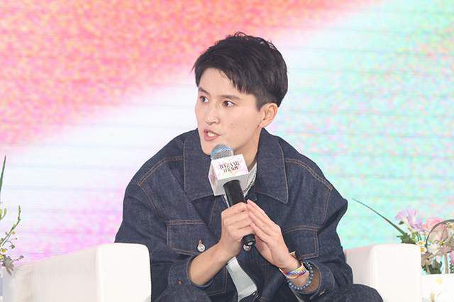 丰满少妇一级片
